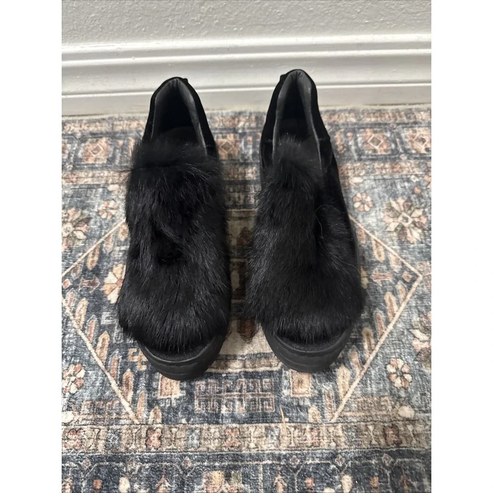 Womens 6 36 Gabriella Michel Black Velvet Rabbit Fur Platform‎ Slip On Sneaker